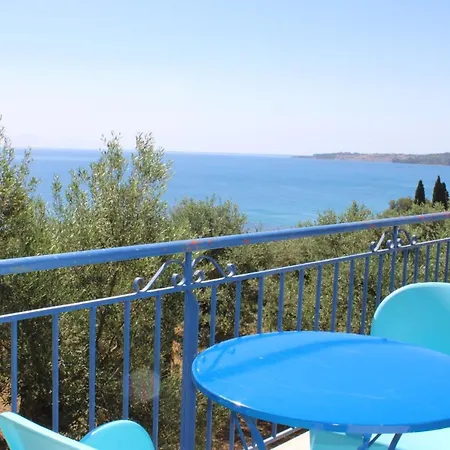 Tentes Homes Holiday home *